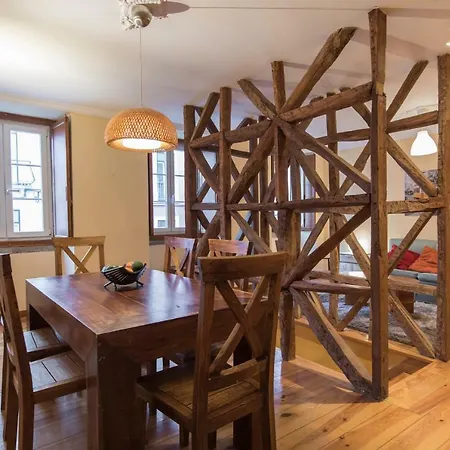 Lapa: Terrace & Garage Apartment *
