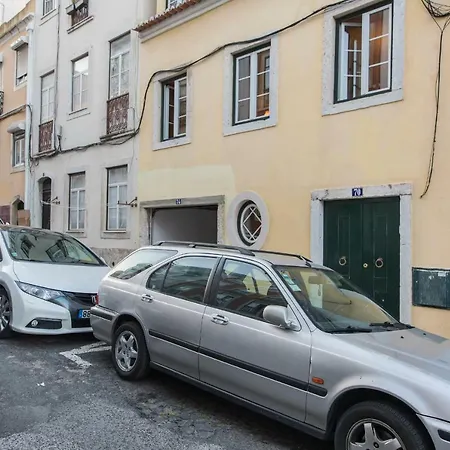 Lapa: Terrace & Garage * Lisbon