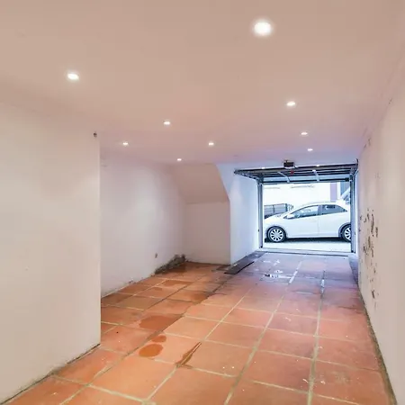 Lapa: Terrace & Garage Appartamento Lisbona