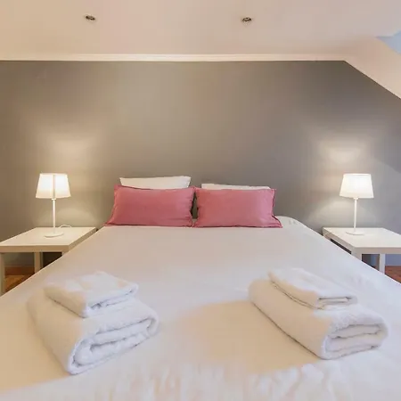 Lapa: Terrace & Garage Appartamento Lisbona